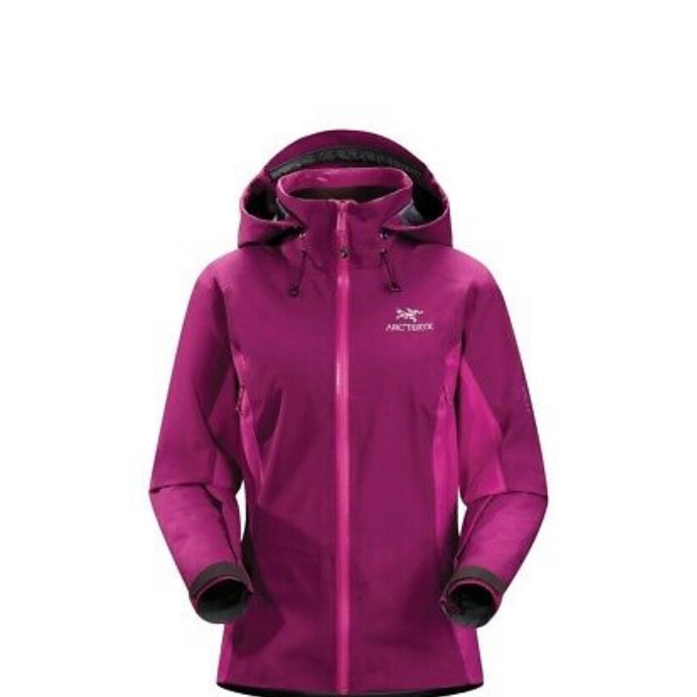 Arcteryx Women’s Beta AR Magento Large Pro Shell